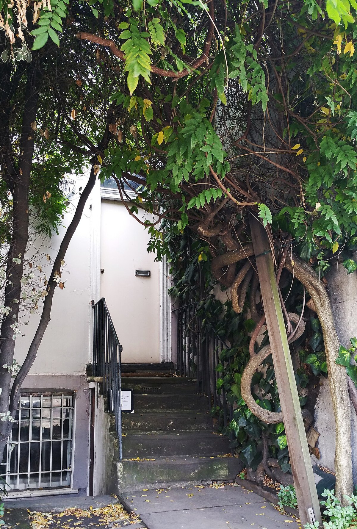 575 Wandsworth Road