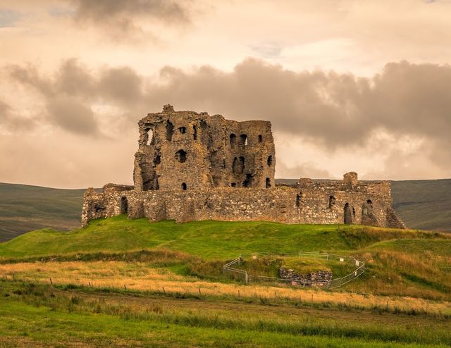 Auchindoun Castle