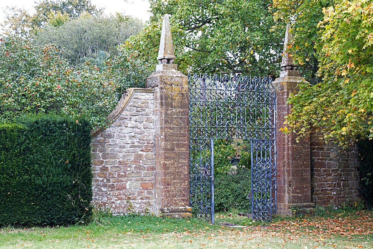 Barrington Court, further view