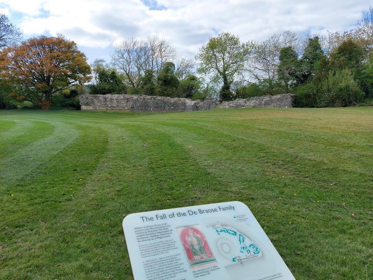 Bramber Castle, further view