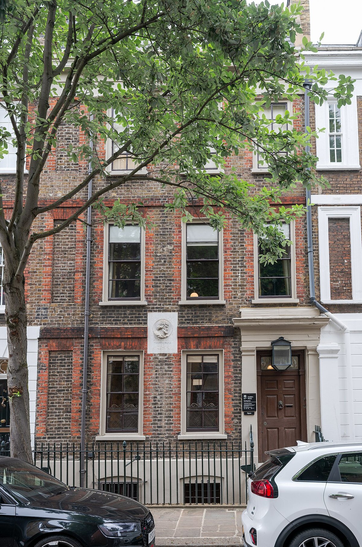 Carlyle's House, further view