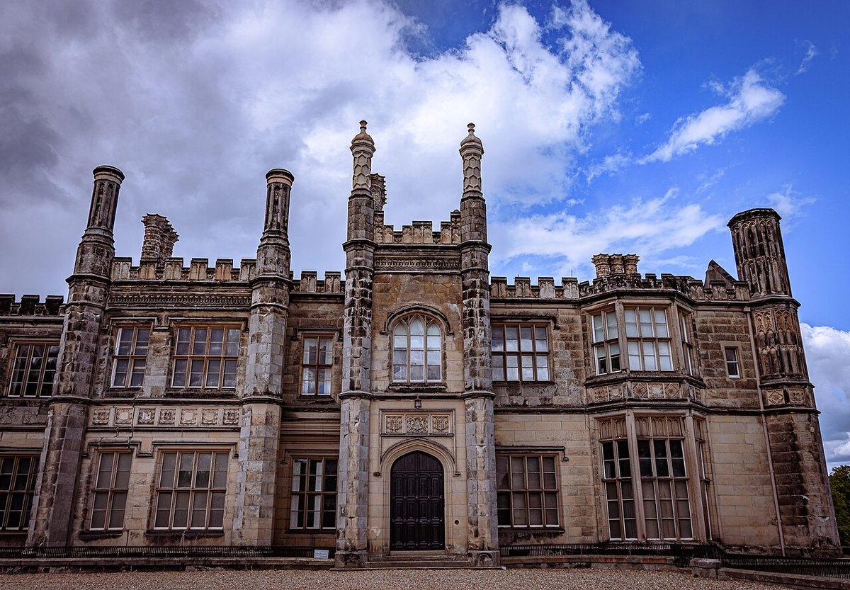Dalmeny House, further view