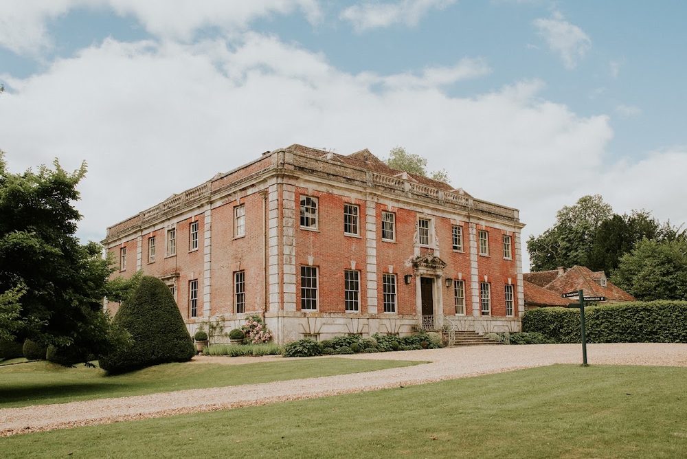 Deans Court