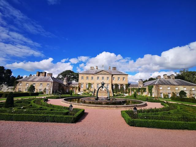 Dumfries House