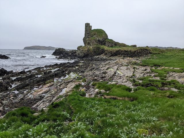 Dunyvaig Castle