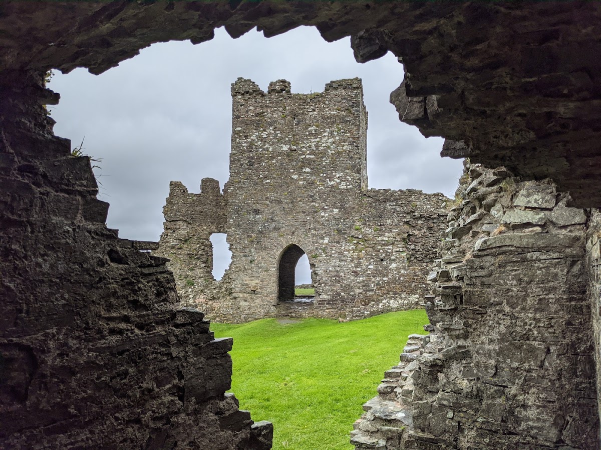 Llansteffan Castle, further view