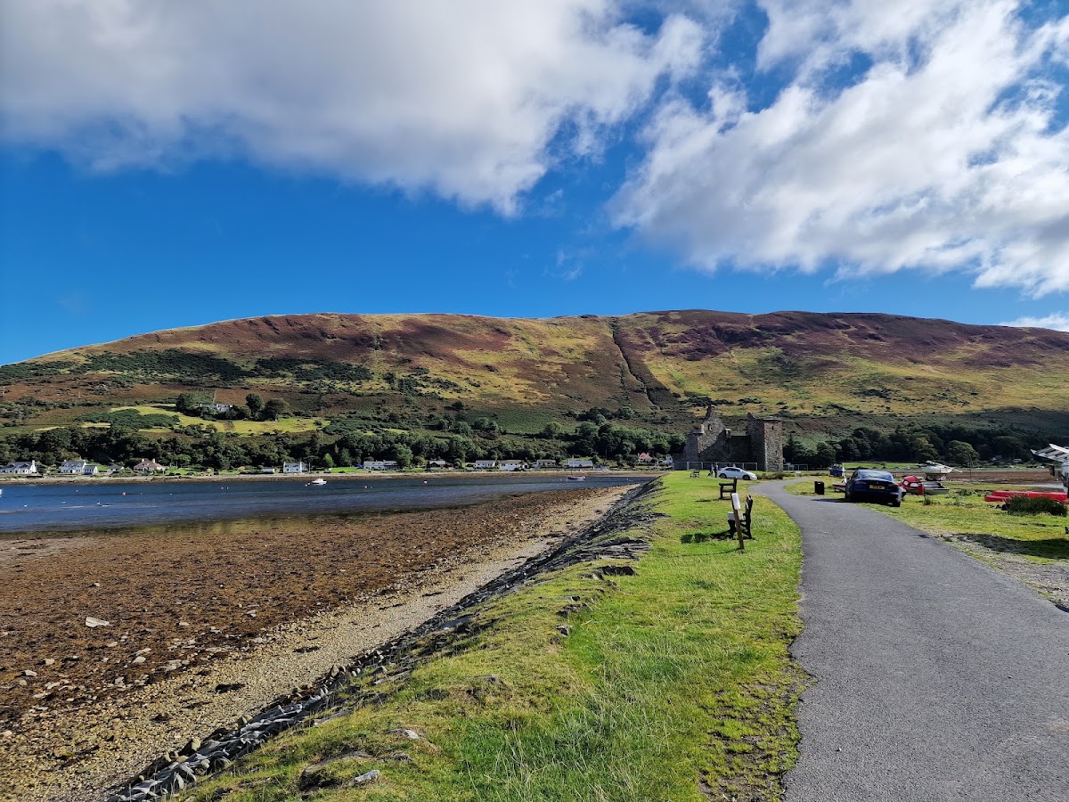 Lochranza Castle, further view